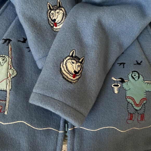 Made in Canada Women's Wool Coat with Inuit style embroidery designs. - Picture 7 of 12